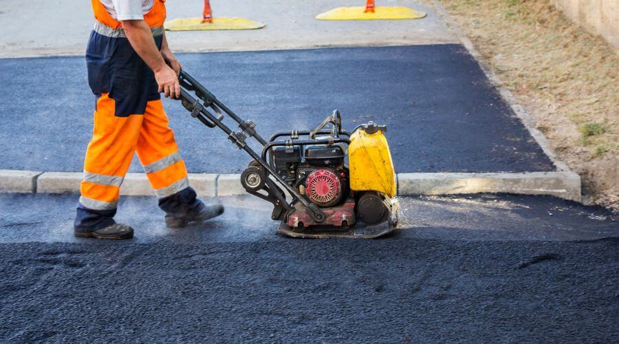 Professional gutter cleaning in Whitwell, TN